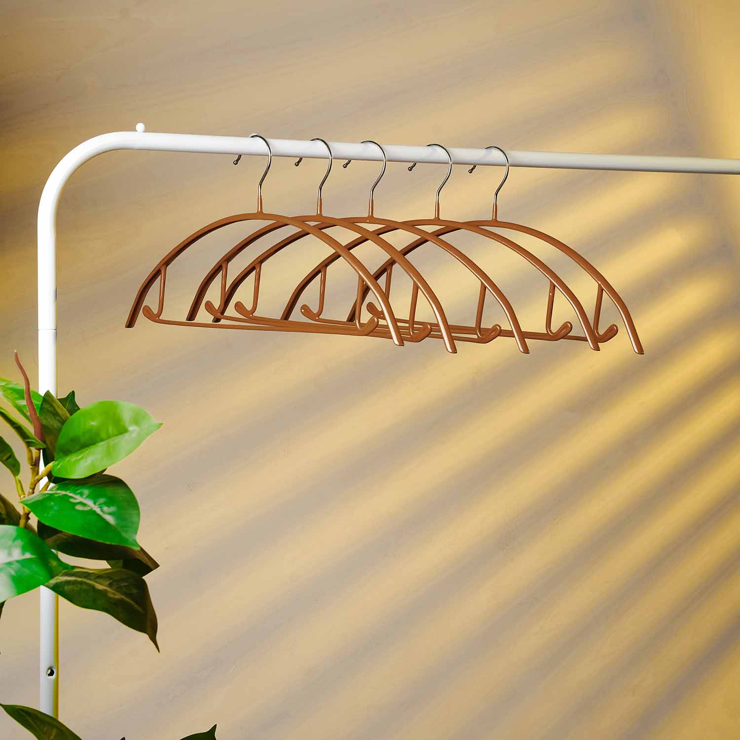 Rubber Coated Anti-Slip Hanger - Yellow